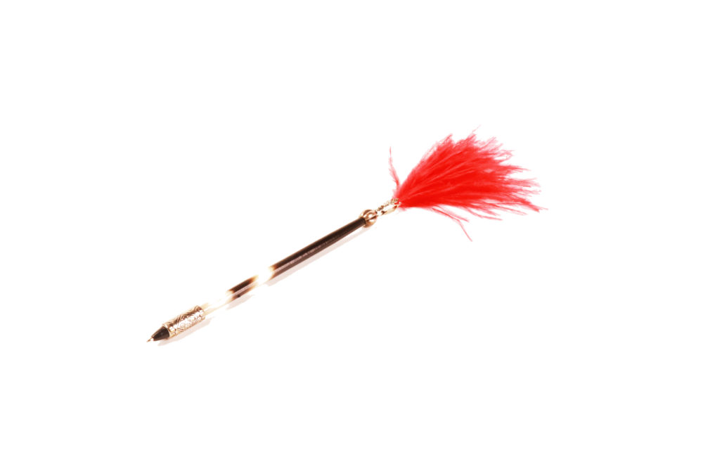 Stylo avec plumes d'autruche rouges