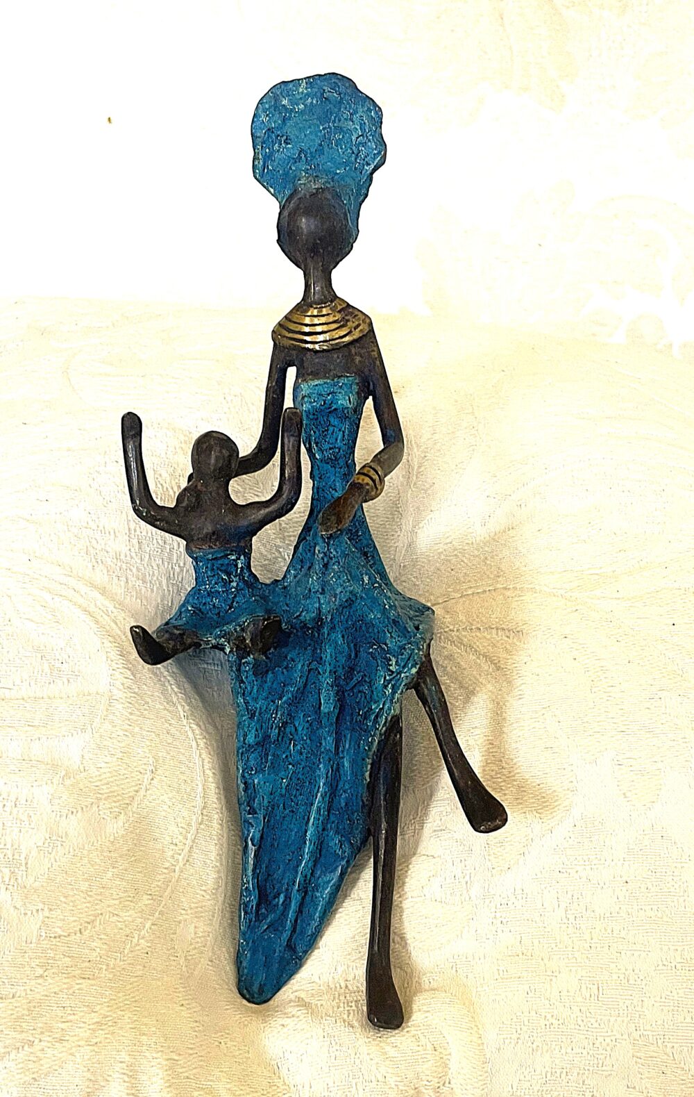 Frau mit Kind von Karim Sana, blau
